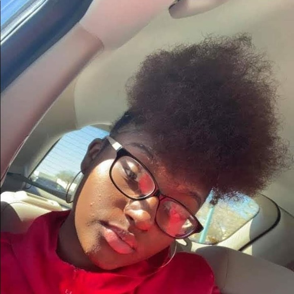 Meet your Posher, Diamond - Picture 1 of 1